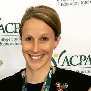 sarah schoper headshot