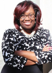 gloria howell headshot