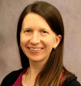 Carrie Hauser Pyeatt headshot